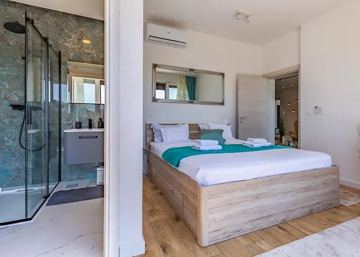 Patras - Pool Mit Hydromassage - Istriensonne 0673 Вілла Пула