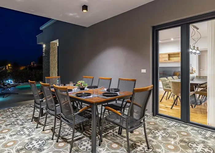 Patras - Pool Mit Hydromassage - Istriensonne 0673 Вілла