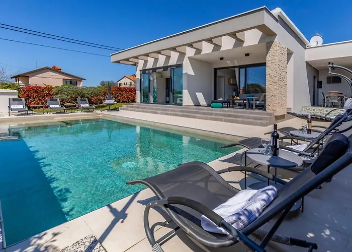Вілла Patras - Pool Mit Hydromassage - Istriensonne 0673 Пула