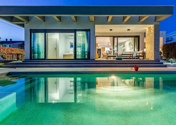 Patras - Pool Mit Hydromassage - Istriensonne 0673 Вілла