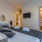 Patras - Pool Mit Hydromassage - Istriensonne 0673 فيلة