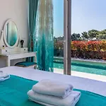 Patras - Pool Mit Hydromassage - Istriensonne 0673 فيلة *